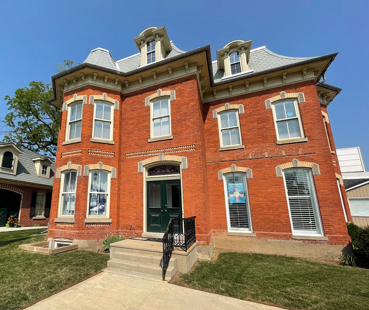 Lotus Counselling Services building in Waterdown, Ontario